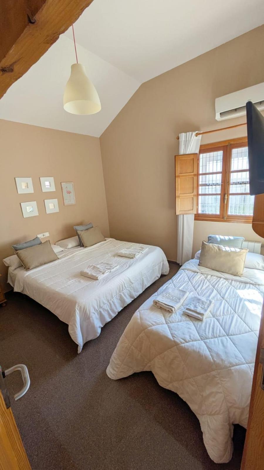 Hostal El Convent De Moncada Extérieur photo
