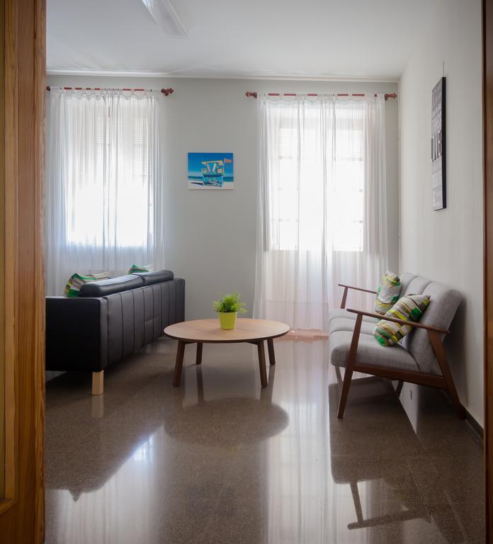 Hostal El Convent De Moncada Extérieur photo